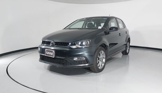 Volkswagen • Polo