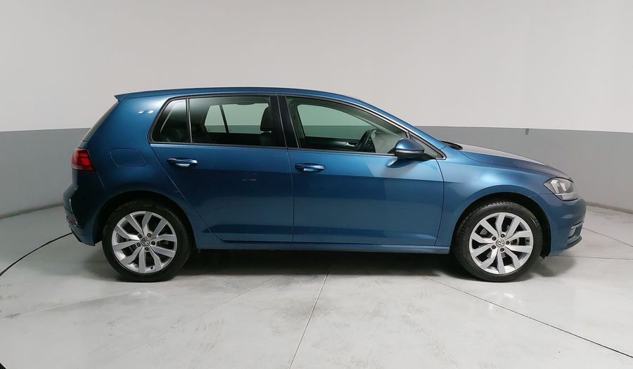 Volkswagen Golf 1.4 COMFORTLINE DCT Hatchback 2020