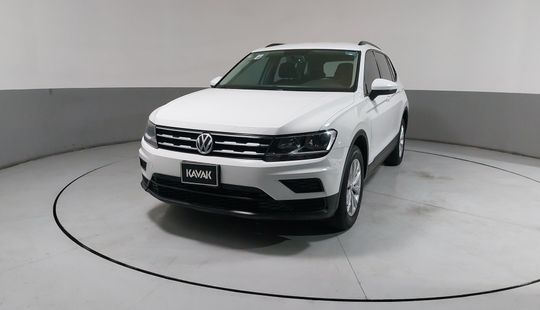 Volkswagen • Tiguan