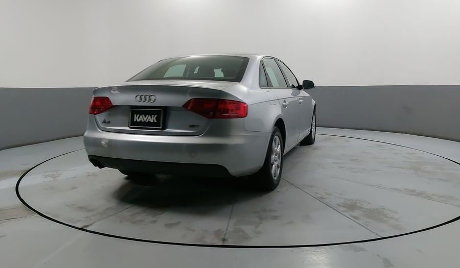 Audi A4 1.8 TFSI TRENDY MULTITRONIC Sedan 2012