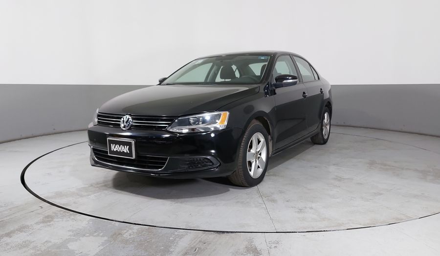 Volkswagen Jetta 2.5 STYLE ACTIVE MT Sedan 2013