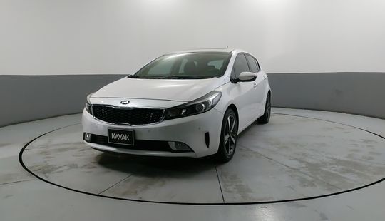 Kia • FORTE