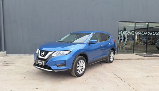 Nissan • X-Trail