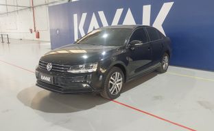 Volkswagen • Jetta