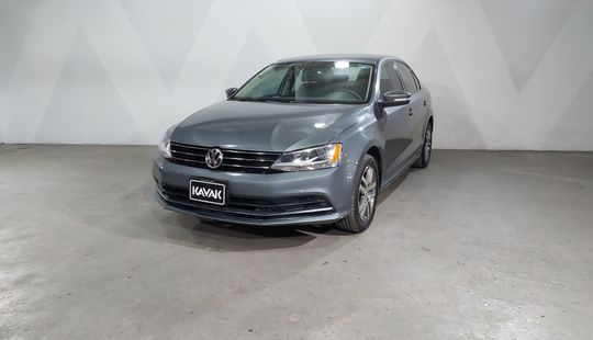 Volkswagen • Jetta