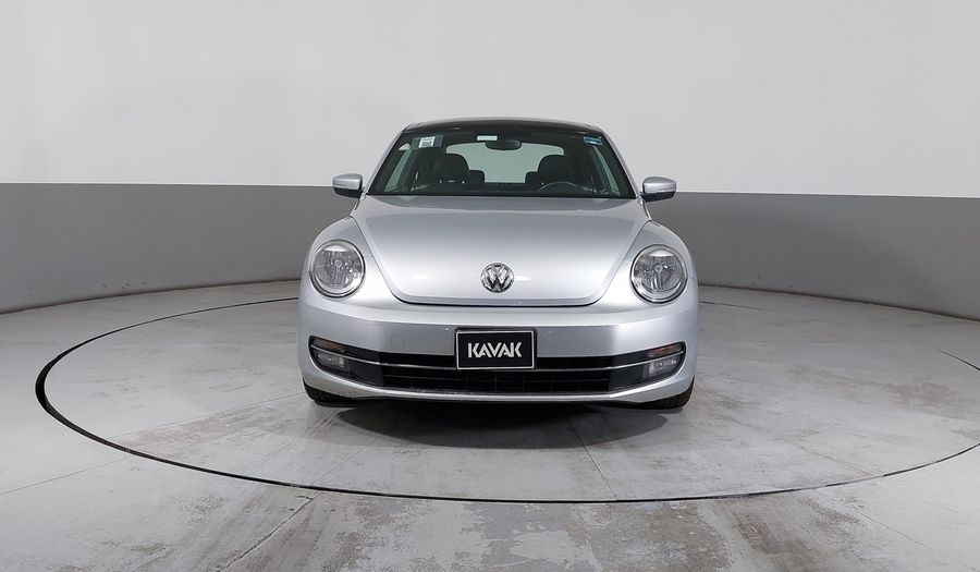 Volkswagen Beetle 2.5 SPORT MT Hatchback 2015