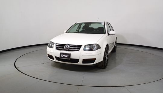 Volkswagen • Jetta Clasico