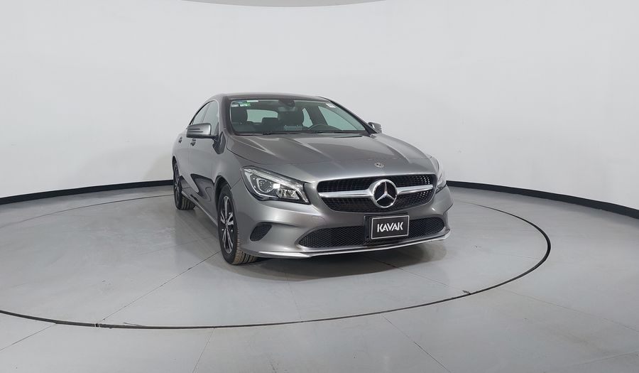 Mercedes Benz Clase Cla 1.6 CLA 200 SPORT DCT Coupe 2018