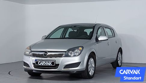 Opel Astra 1.6 ESSENTIA Hatchback 2013