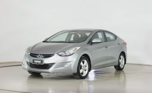 Hyundai • Elantra