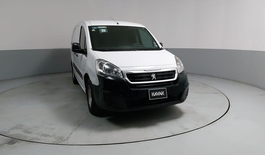 Peugeot Partner 1.6 HDI MAXI DIESEL 5P MT Van 2017