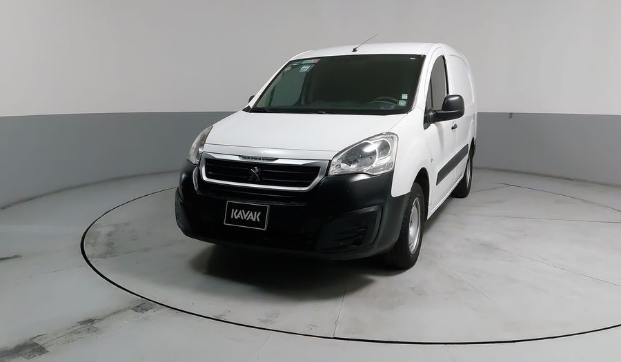 Peugeot Partner 1.6 HDI MAXI DIESEL 5P MT Van 2017