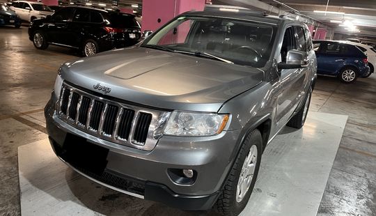 Jeep • Grand Cherokee