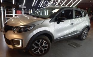 Renault • Captur