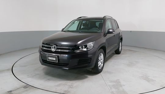 Volkswagen • Tiguan