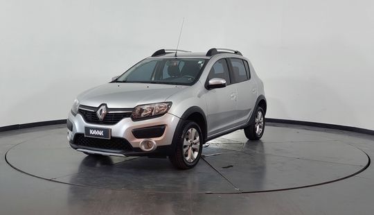 Renault • Sandero Stepway