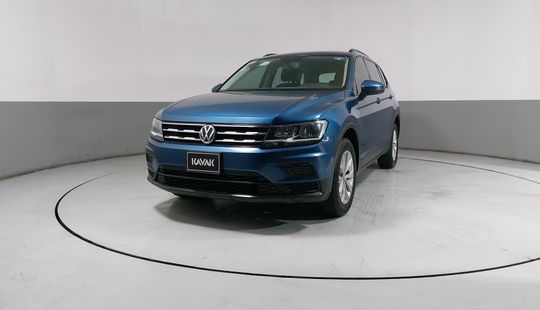 Volkswagen • Tiguan