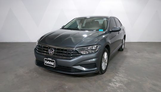 Volkswagen • Jetta