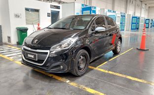 Peugeot • 208