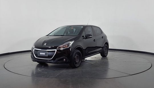 Peugeot • 208