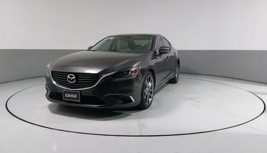 Mazda • Mazda 6