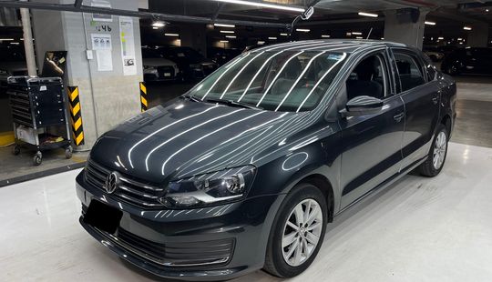 Volkswagen • Vento