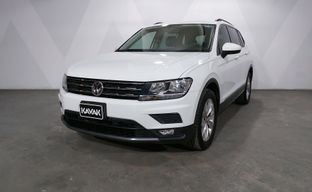 Volkswagen • Tiguan