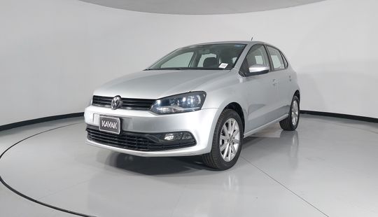 Volkswagen • Polo