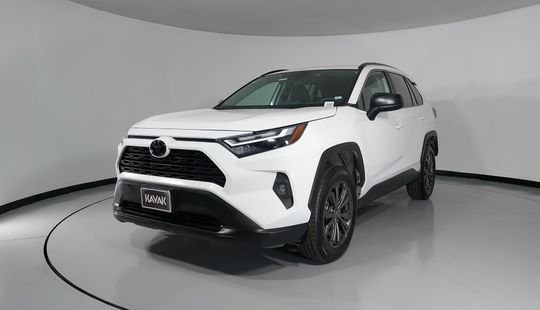 Toyota • RAV4