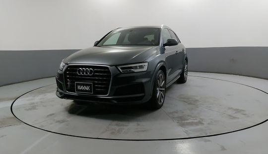 Audi • Q3