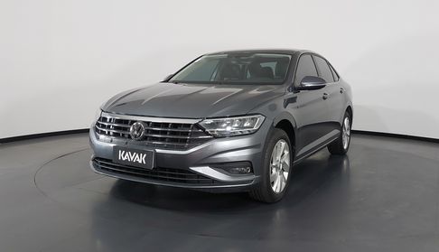 Volkswagen Jetta 250 TSI COMFORTLINE TIPTRONIC Sedan 2020