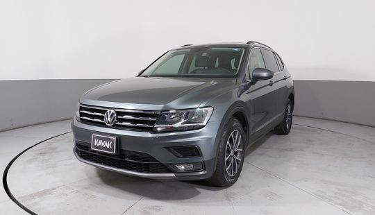 Volkswagen • Tiguan