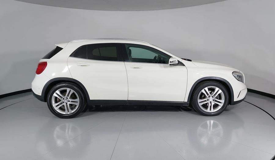 Mercedes Benz Clase Gla 1.6 GLA 200 CGI SPORT Suv 2015