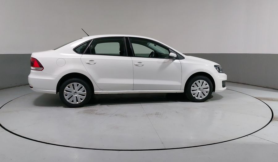 Volkswagen Vento 1.6 TIPTRONIC Sedan 2017