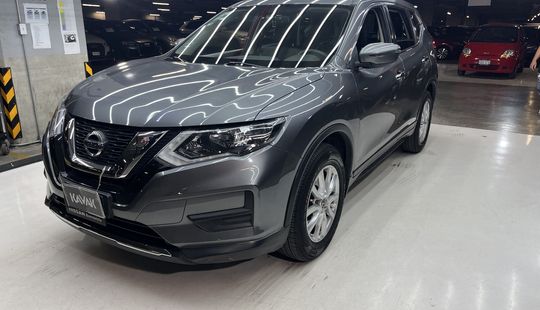 Nissan • X-Trail