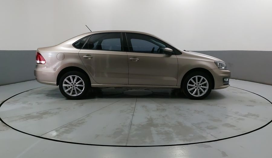 Volkswagen Vento 1.6 HIGHLINE STD. Sedan 2018