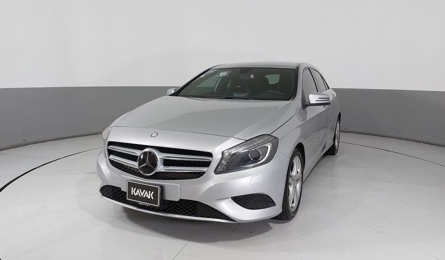 Mercedes Benz Clase A 1.6 200 Hatchback 2016