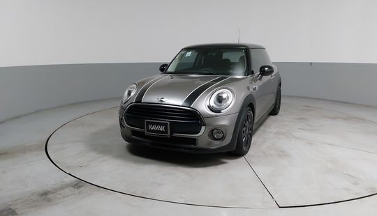 Mini • Cooper