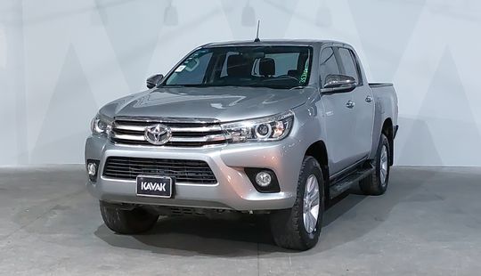 Autos Toyota Hilux Seminuevos en México | Kavak