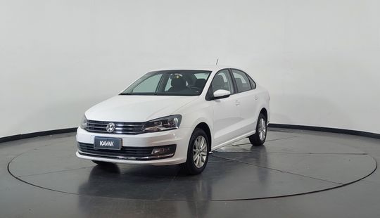 Volkswagen • Polo