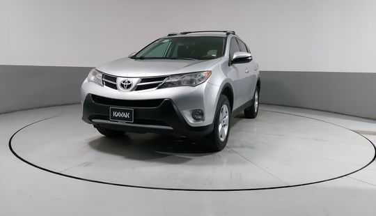 Toyota • RAV4