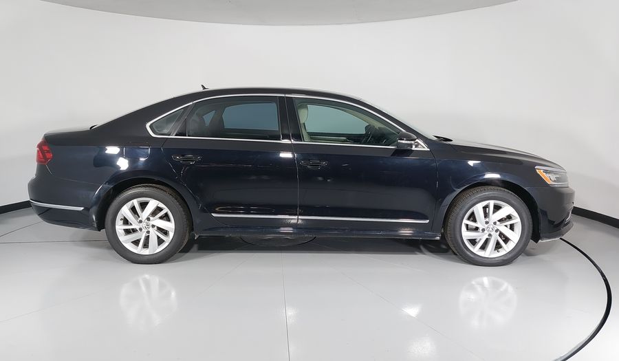 Volkswagen Passat 2.5 SPORTLINE AUTO Sedan 2018