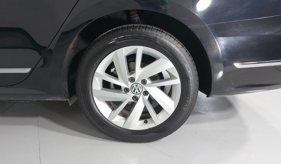 Volkswagen Passat 2.5 SPORTLINE AUTO Sedan 2018