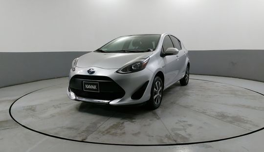 Toyota • Prius C