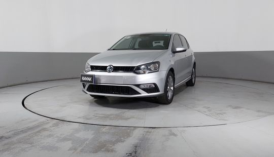 Volkswagen • Polo