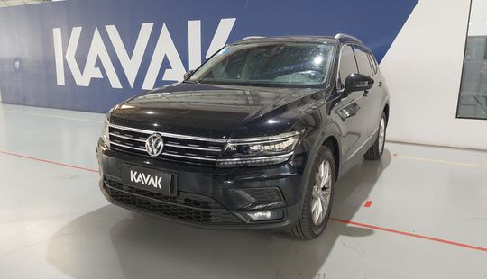 Volkswagen • Tiguan