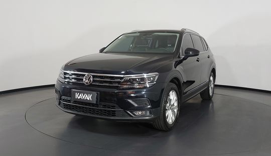 Volkswagen • Tiguan