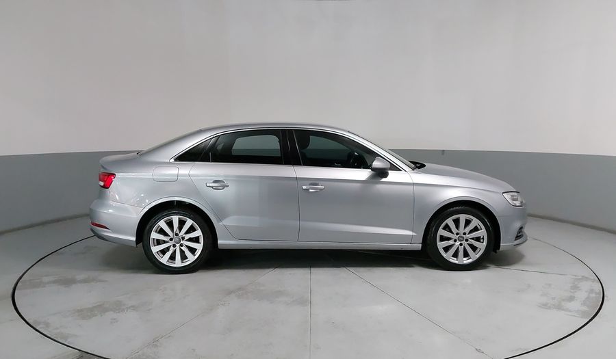 Audi A3 1.4 SELECT DCT Sedan 2018