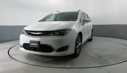 Chrysler • Pacifica