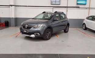 Renault • Sandero Stepway